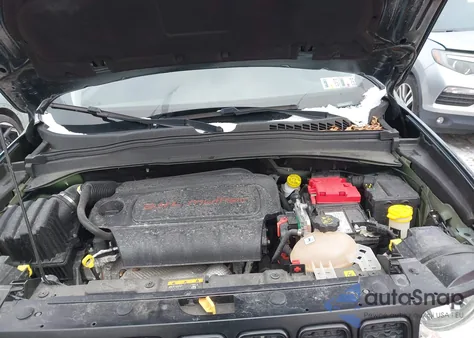 2021 Jeep Renegade Jeepster 4X4 from USA, damaged, VIN ZACNJDAB2MPM40079